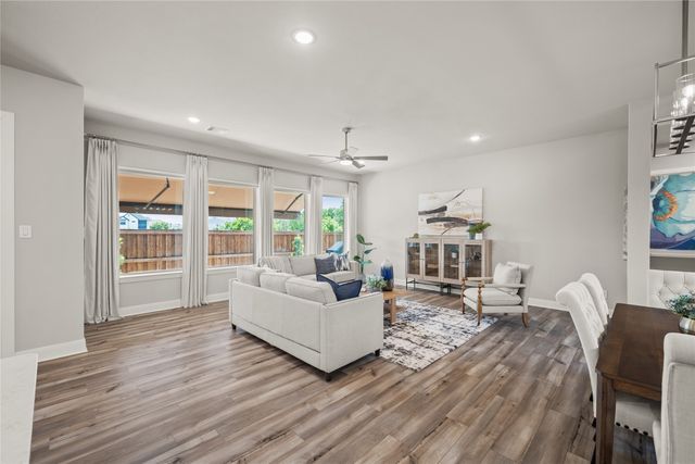 4800 Cypress Thorn Drive, Arlington, TX 76005