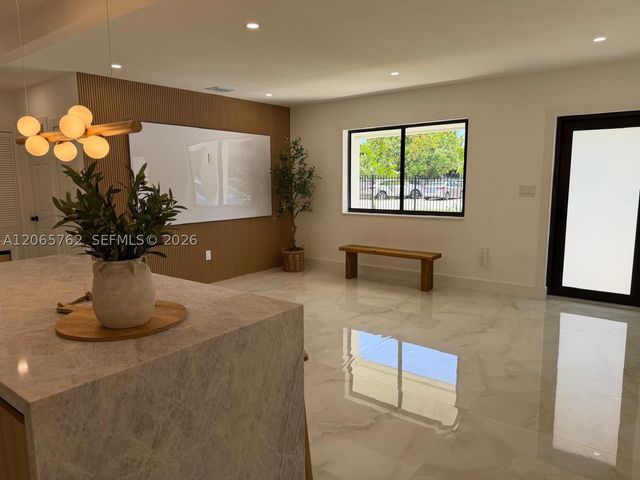 1055 NW 143rd St, Miami, FL 33168