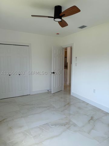 1055 NW 143rd St, Miami, FL 33168