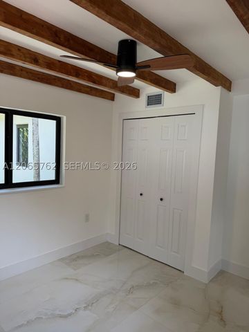 1055 NW 143rd St, Miami, FL 33168