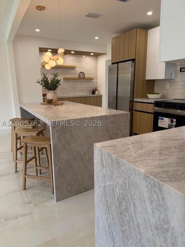 1055 NW 143rd St, Miami, FL 33168