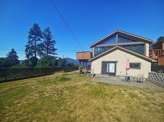 508 N Cedar St, Colville, WA 99114