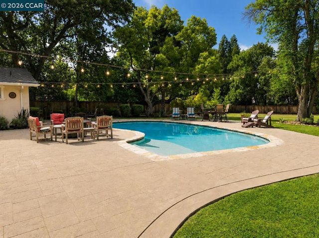 2065 Diablo Rd, Danville, CA 94506