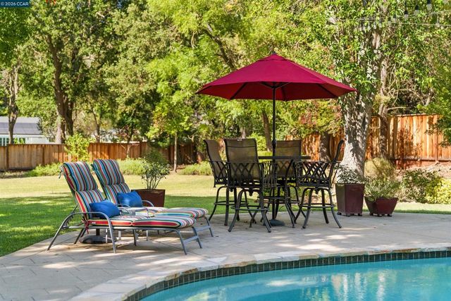 2065 Diablo Rd, Danville, CA 94506