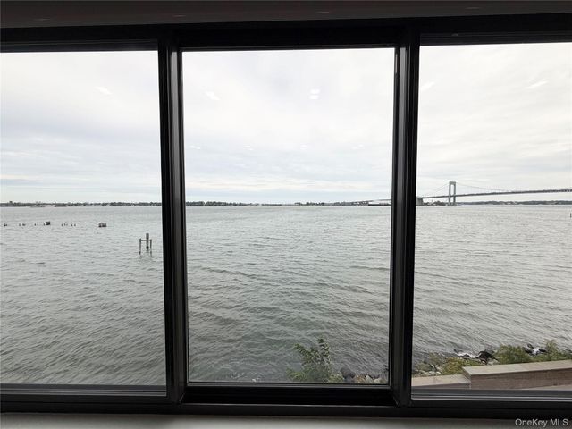 15419 Riverside Drive 24B, Beechhurst, NY 11357