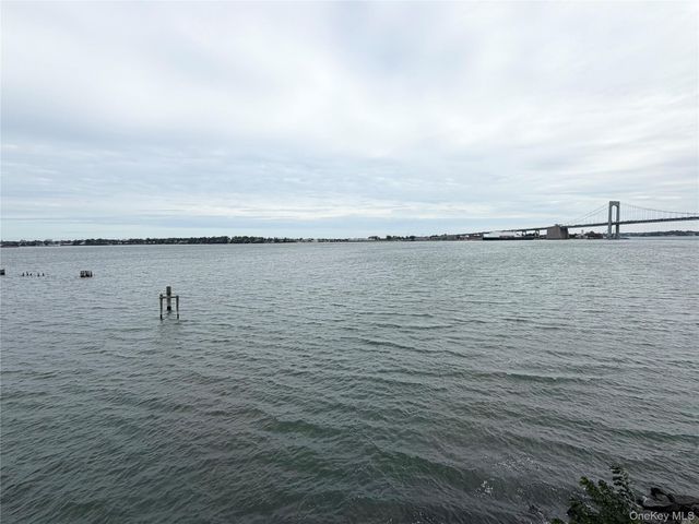 15419 Riverside Drive 24B, Beechhurst, NY 11357