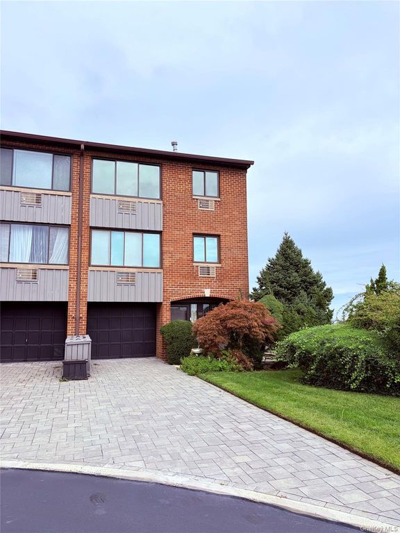 15419 Riverside Drive 24B, Beechhurst, NY 11357 — exterior