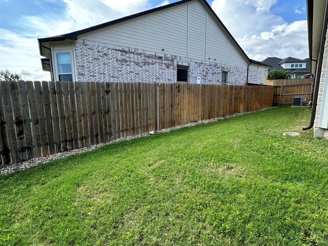 12608 Stanford DR, Austin, TX 78748