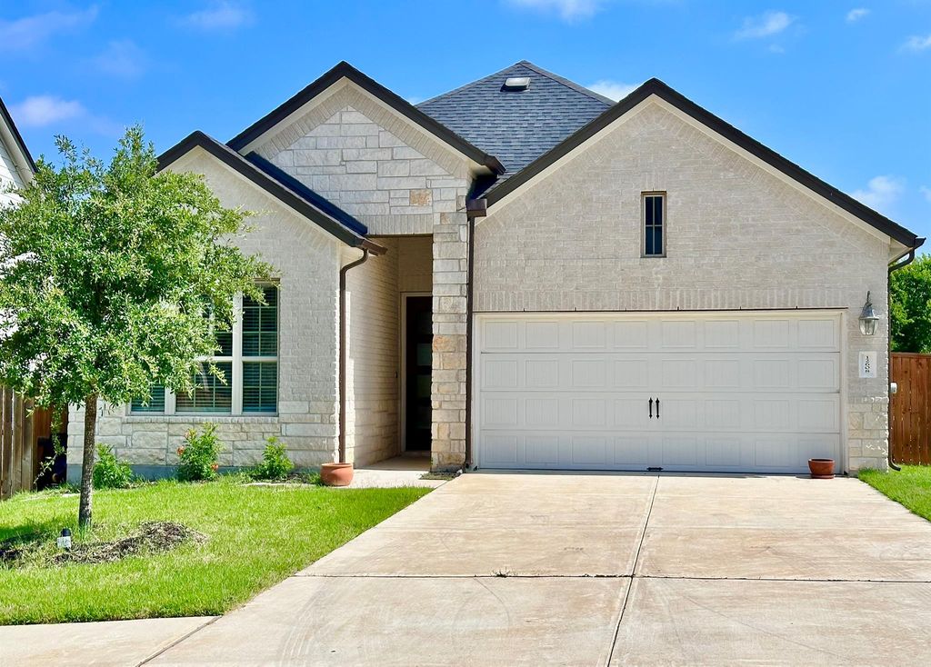 12608 Stanford DR, Austin, TX 78748