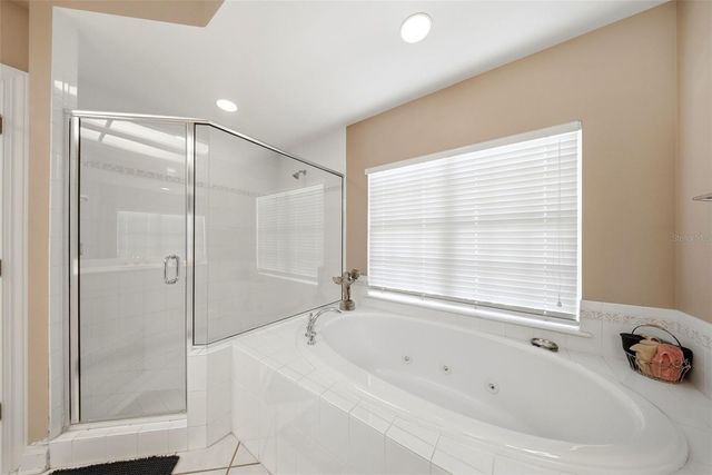 16604 E COURSE DRIVE, Tampa, FL 33624
