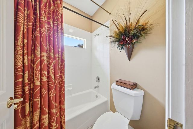 16604 E COURSE DRIVE, Tampa, FL 33624