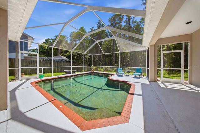 16604 E COURSE DRIVE, Tampa, FL 33624