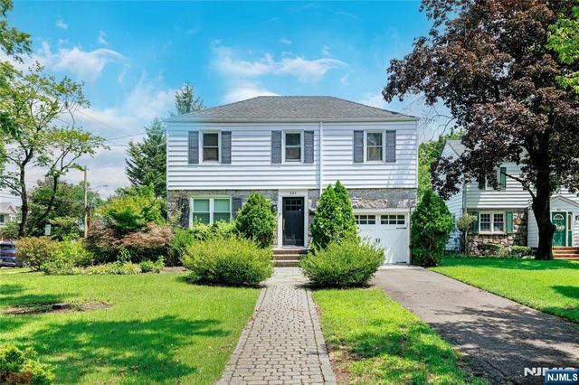 685 Ackerman Avenue, Glen Rock, NJ 07452