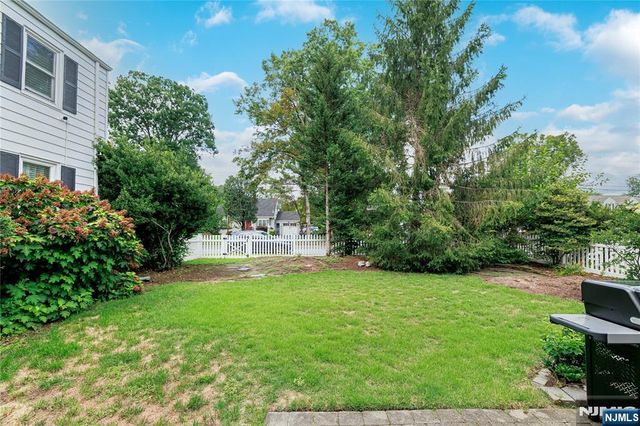 685 Ackerman Avenue, Glen Rock, NJ 07452