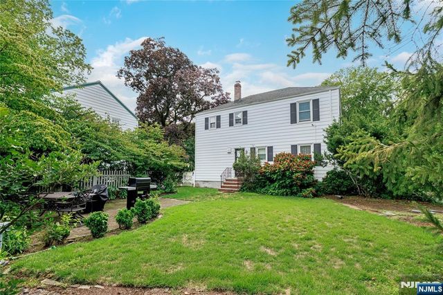 685 Ackerman Avenue, Glen Rock, NJ 07452