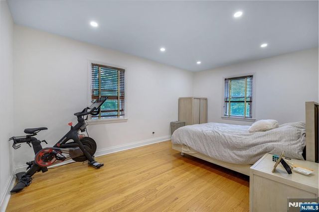 685 Ackerman Avenue, Glen Rock, NJ 07452
