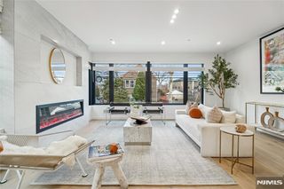 426 Aurora Avenue, Cliffside Park, NJ 07010