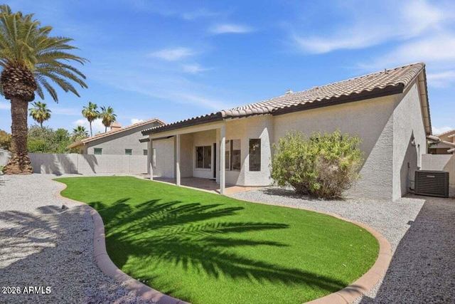 519 W COMSTOCK Drive, Gilbert, AZ 85233