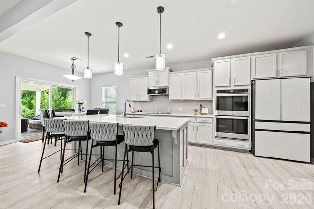 1035 Beacon Avenue, Monroe, NC 28110