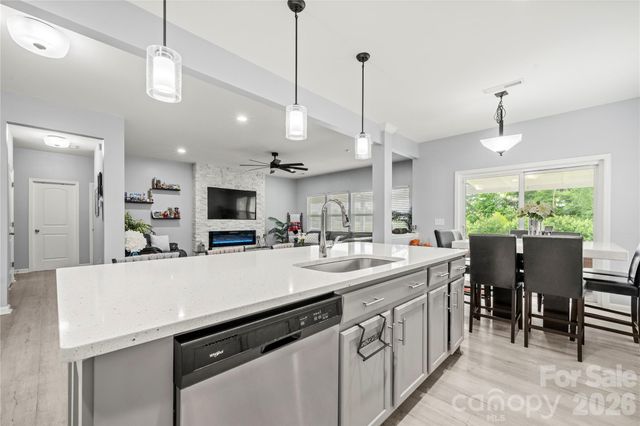 1035 Beacon Avenue, Monroe, NC 28110