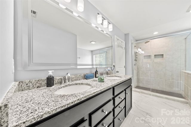 1035 Beacon Avenue, Monroe, NC 28110