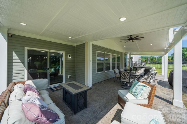 1035 Beacon Avenue, Monroe, NC 28110