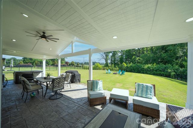 1035 Beacon Avenue, Monroe, NC 28110