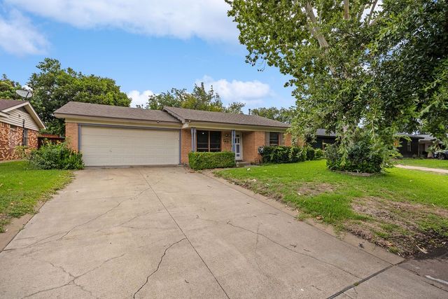 4732 Sarazen Drive, Mesquite, TX 75150