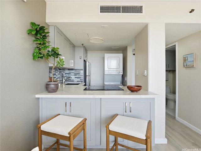 2499 Kapiolani Boulevard 3202, Honolulu, HI 96826