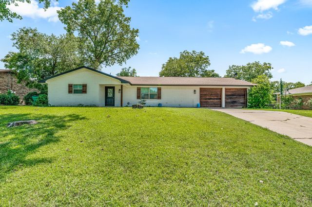 1340 N Lydia Street, Stephenville, TX 76401