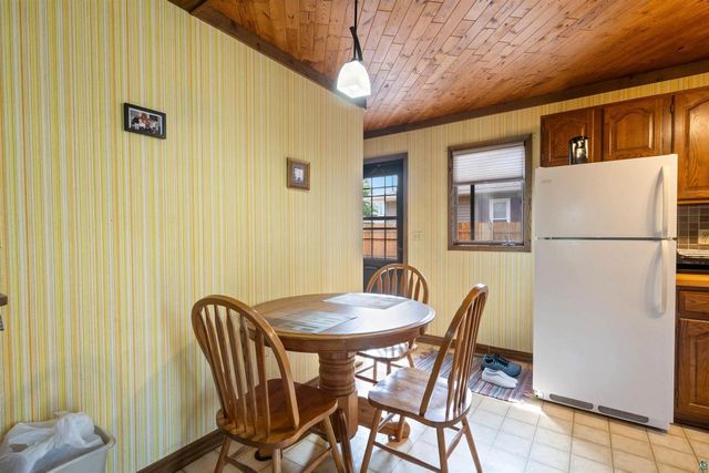 38 Maple Ave, Superior, WI 54880