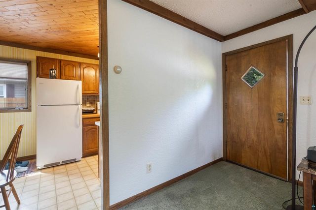 38 Maple Ave, Superior, WI 54880