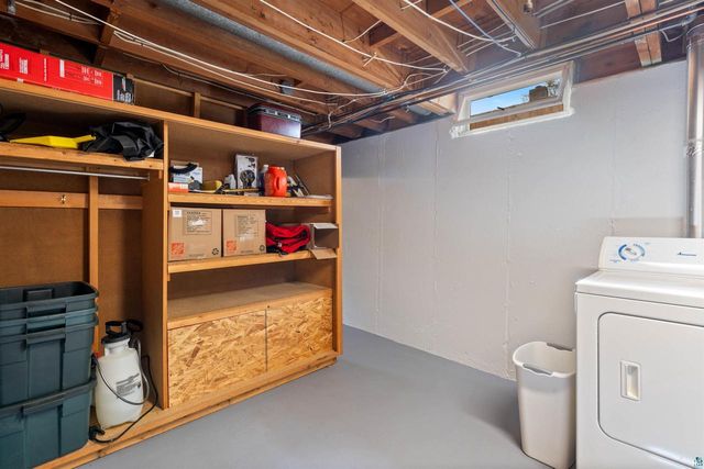 38 Maple Ave, Superior, WI 54880