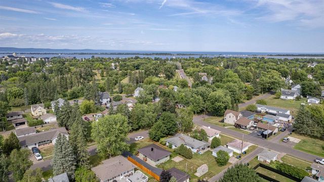 38 Maple Ave, Superior, WI 54880