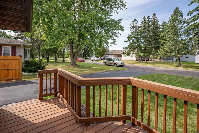 38 Maple Ave, Superior, WI 54880