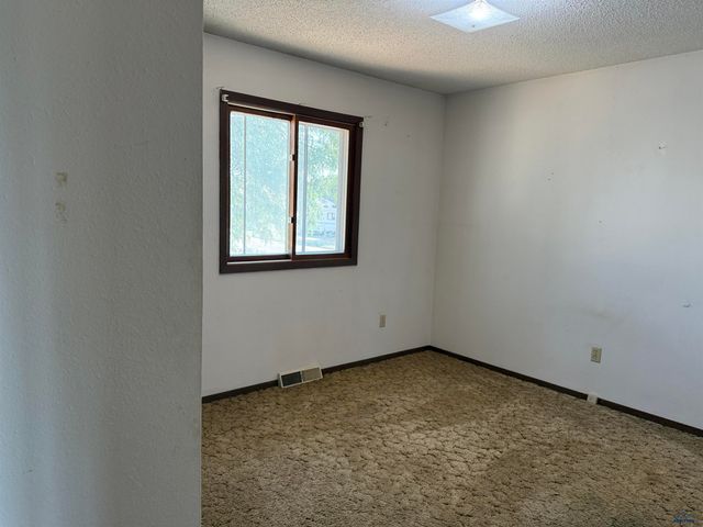 5131 SATURN DR, Rapid City, SD 57703