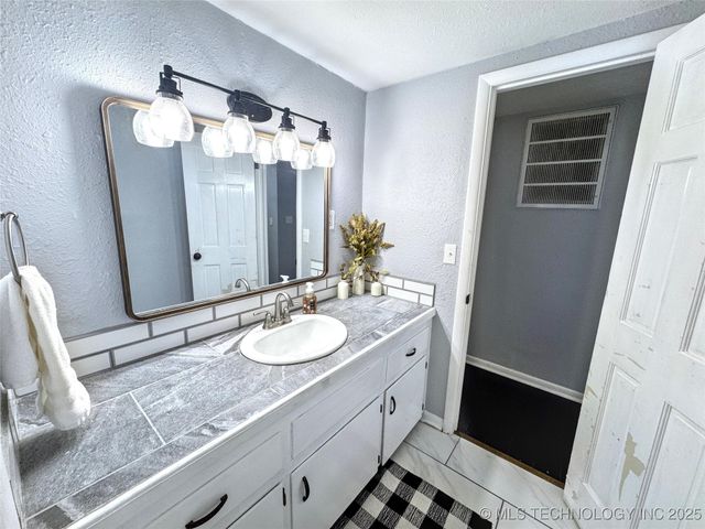 508 Garden Road, Tahlequah, OK 74464