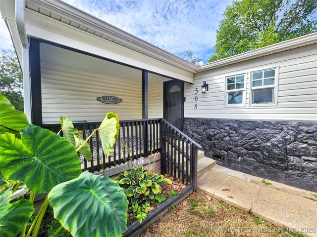 508 Garden Road, Tahlequah, OK 74464