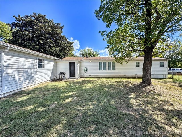 508 Garden Road, Tahlequah, OK 74464