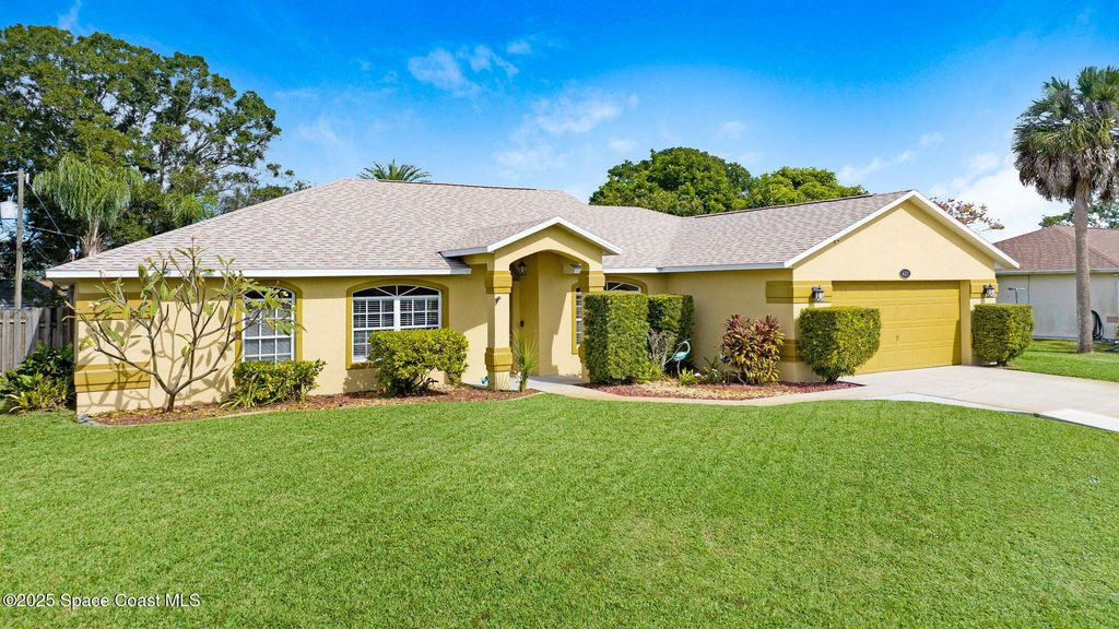 421 Carol Drive NE, Palm Bay, FL 32907