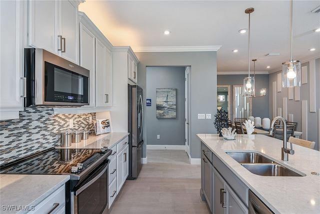 6677 Good Life ST, Fort Myers, FL 33966