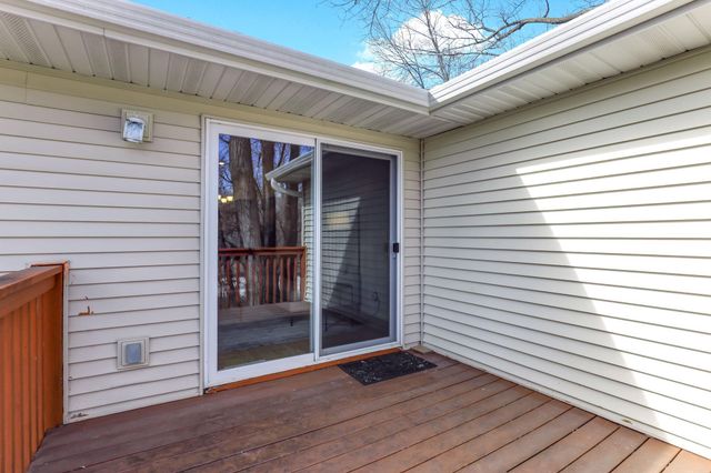 6918 42nd Avenue N, Crystal, MN 55427