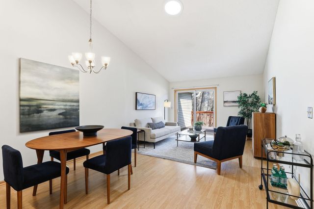 6918 42nd Avenue N, Crystal, MN 55427