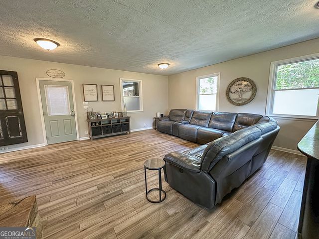 1501 E Main Street, Hogansville, GA 30230