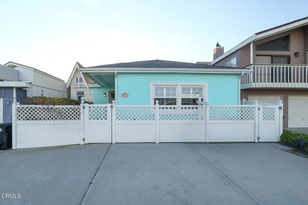 3845 Sunset Lane, Oxnard, CA 93035