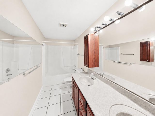 1776 Indian Boundary Road, Chesterton, IN 46304