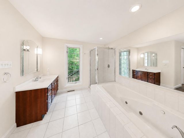 1776 Indian Boundary Road, Chesterton, IN 46304
