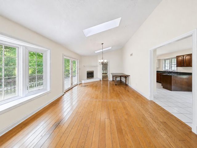 1776 Indian Boundary Road, Chesterton, IN 46304
