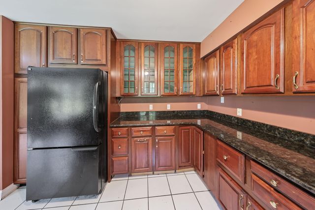 1776 Indian Boundary Road, Chesterton, IN 46304