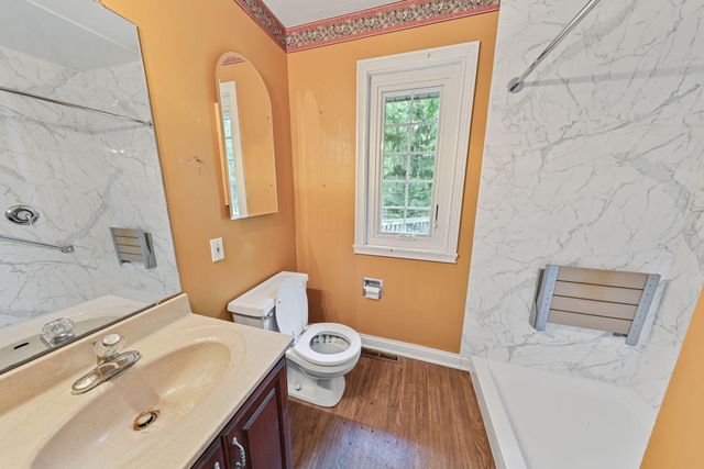 1776 Indian Boundary Road, Chesterton, IN 46304